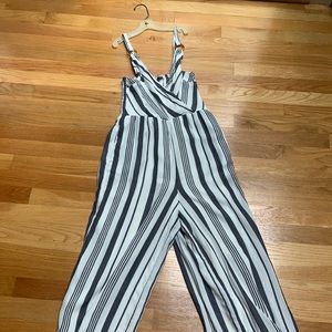 American Eagle Romper SMALL LONG